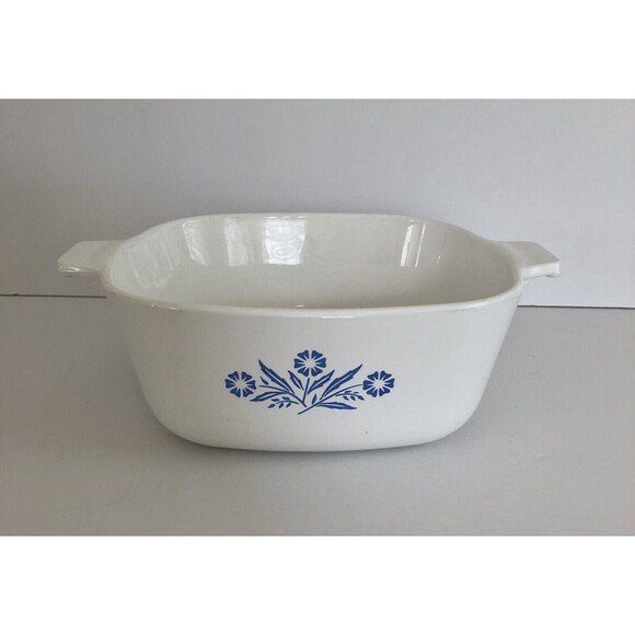 Vintage Corning Ware Cornflower Blue 1 1/2 qt. Casserole Dish P-1 1/2-B Made USA - Picture 4 of 12